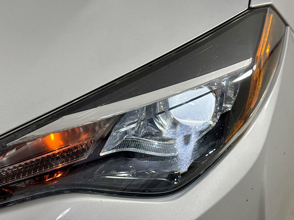 Used 2019 Toyota Corolla LE FWD image 34