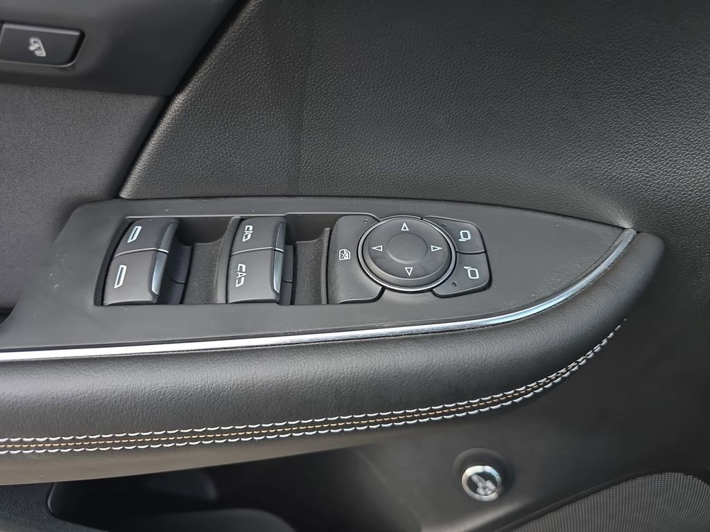 New 2025 Buick Envision Sport Touring image 28