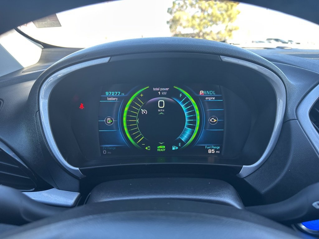 Used 2017 Chevrolet Volt LT image 2