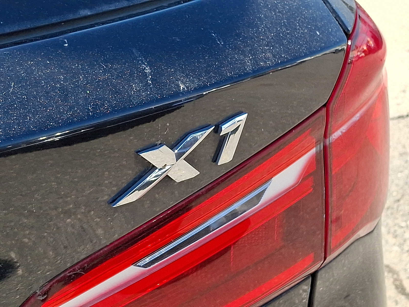 Used 2018 BMW X1 xDrive28i AWD/4WD image 5