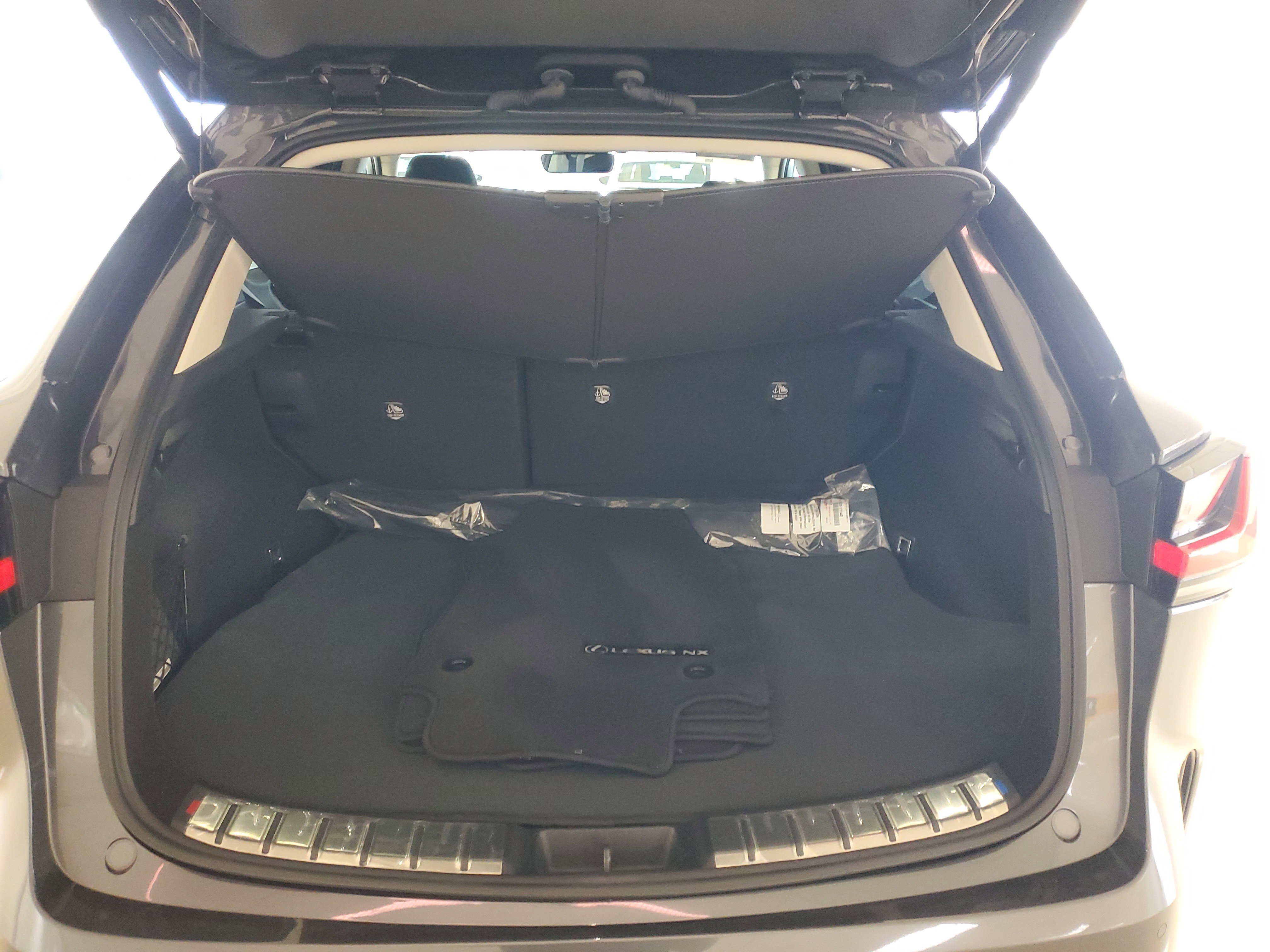 Certified 2025 Lexus NX 250 FWD w/ Premium Package image 12