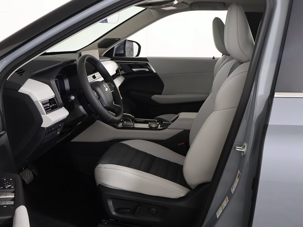New 2026 Mitsubishi Outlander SE FWD image 29