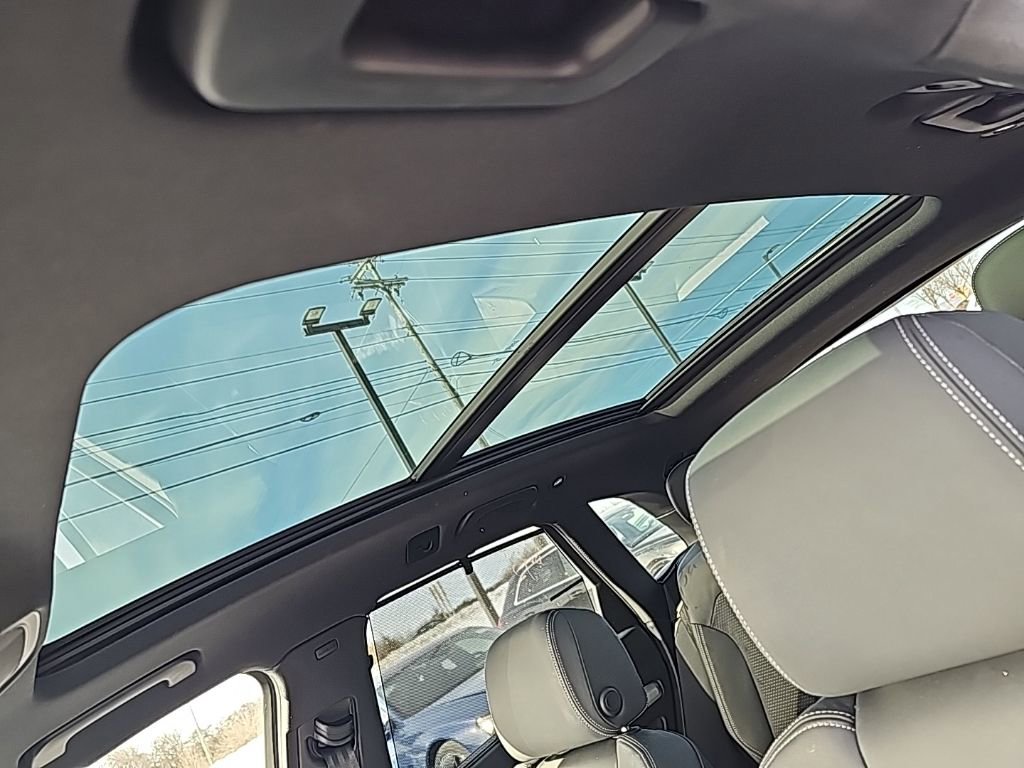 Used 2024 Audi Q5 e Prestige w/ Prestige Package image 10