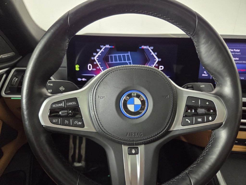 Used 2023 BMW i4 eDrive40 w/ M Sport Package RWD image 15