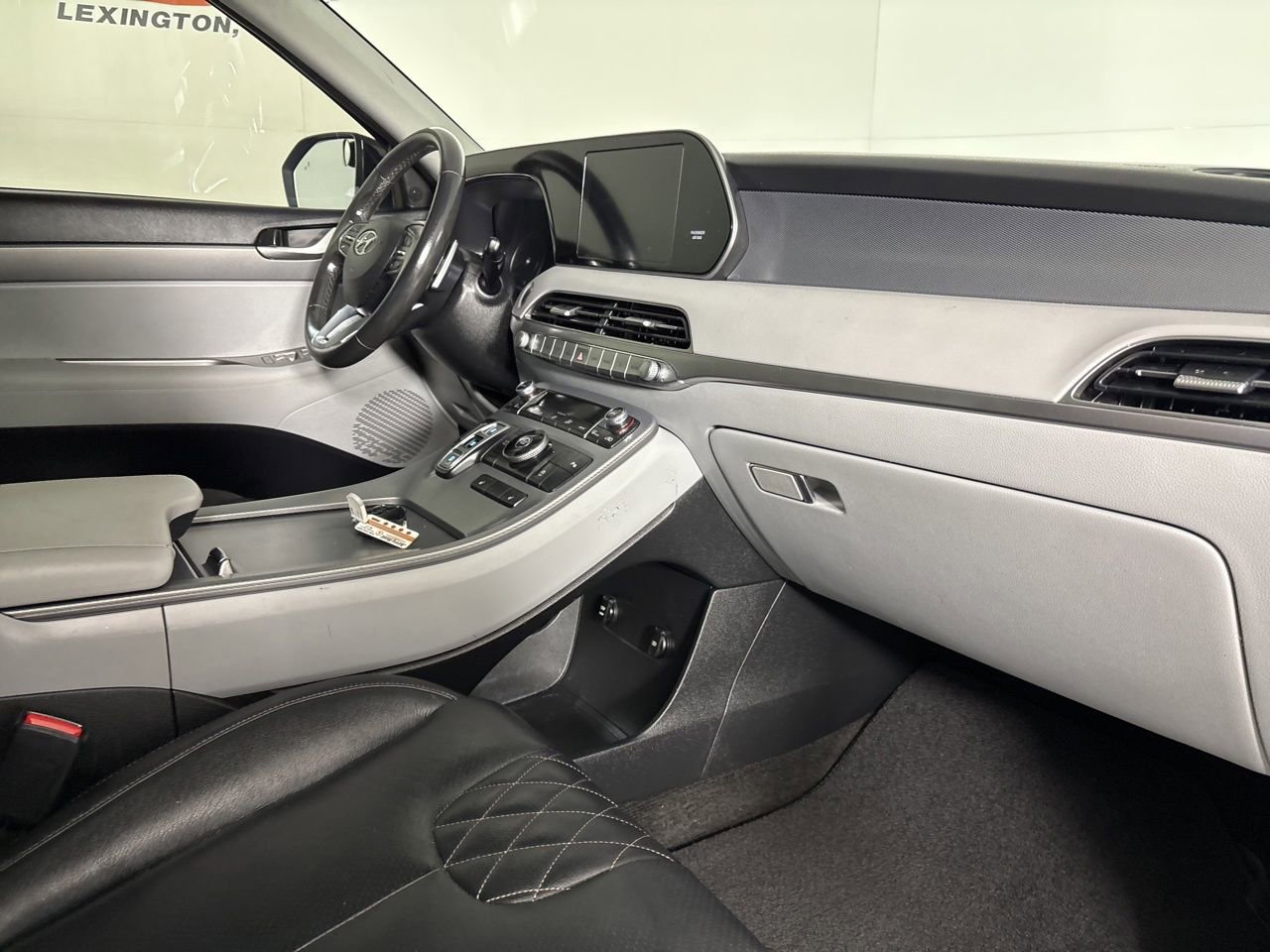 Used 2020 Hyundai Palisade SEL w/ Convenience Package image 32