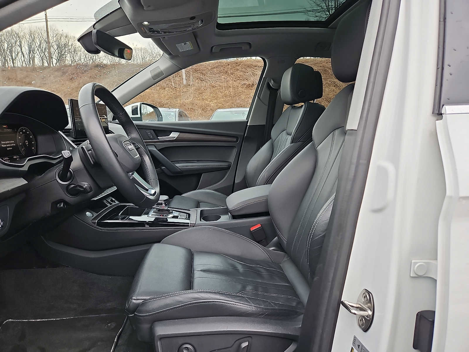 Used 2024 Audi Q5 2.0T Premium Plus image 14