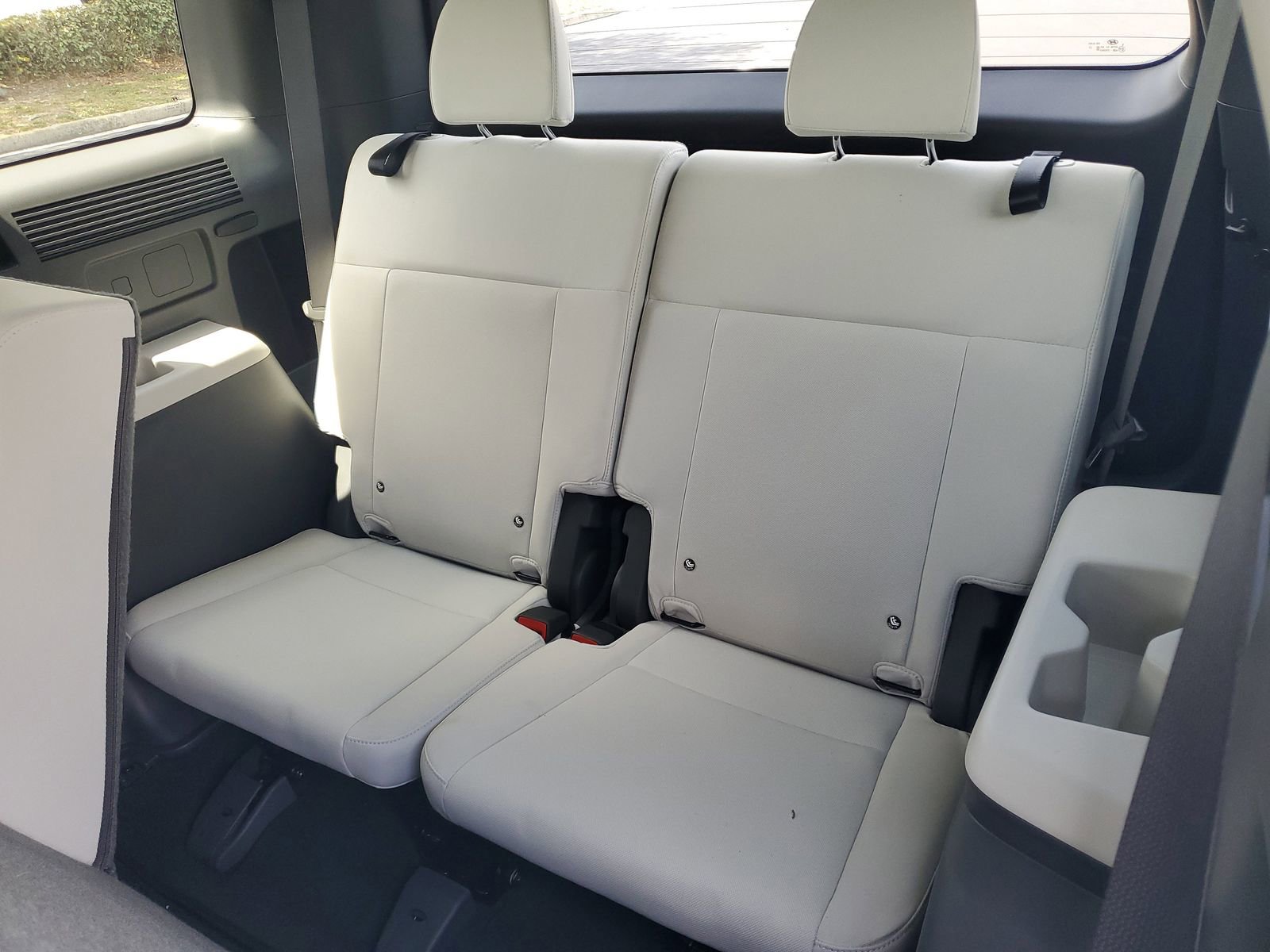Used 2026 Hyundai Santa Fe SE FWD image 11