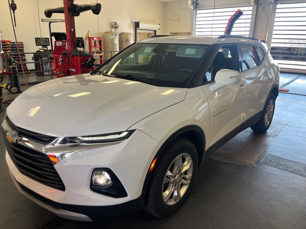 Used 2021 Chevrolet Blazer LT FWD image 2
