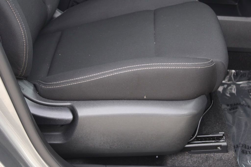 Used 2023 Nissan Rogue S image 19