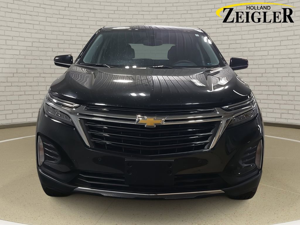 Used 2023 Chevrolet Equinox LT w/ Driver Convenience Package image 2
