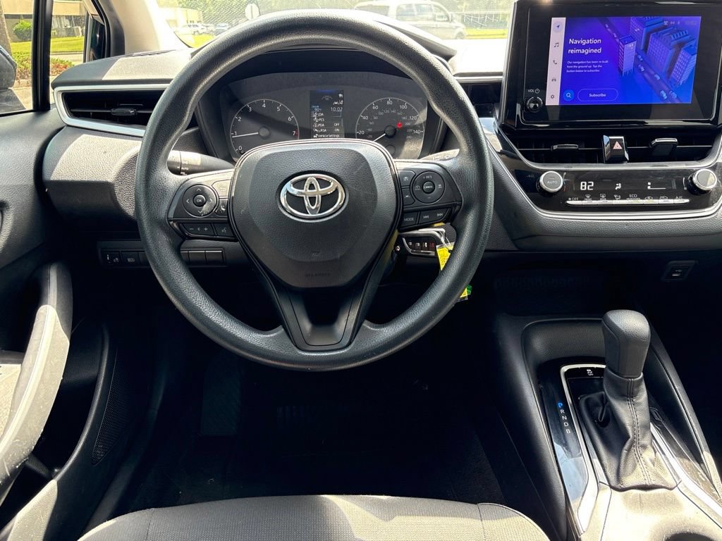 Used 2023 Toyota Corolla LE FWD image 7