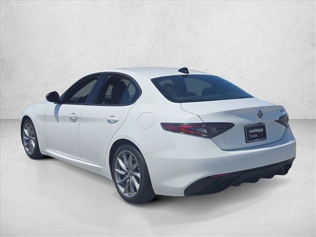 Used 2025 Alfa Romeo Giulia RWD image 8