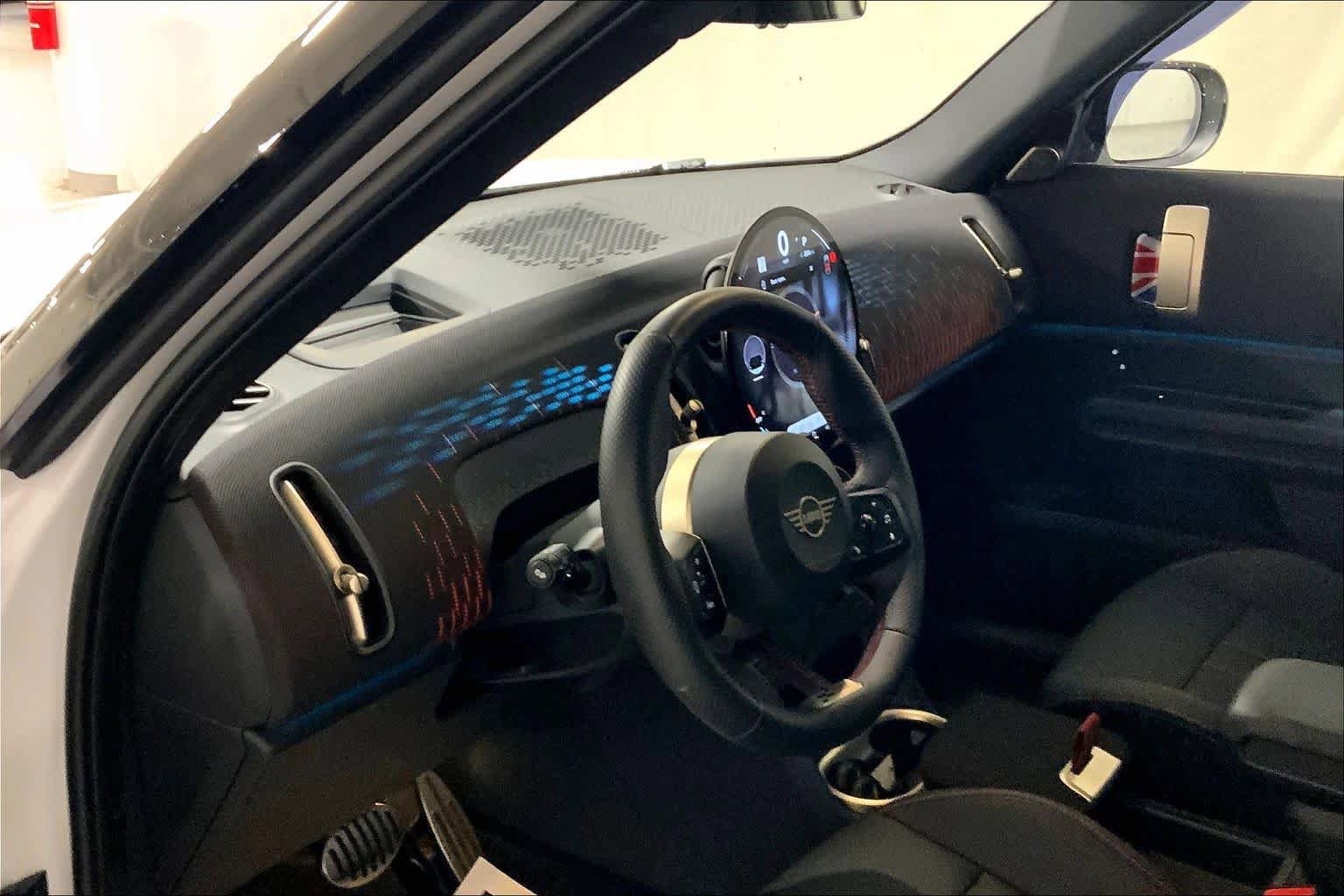 Certified 2025 MINI Cooper Countryman John Cooper Works AWD/4WD image 6