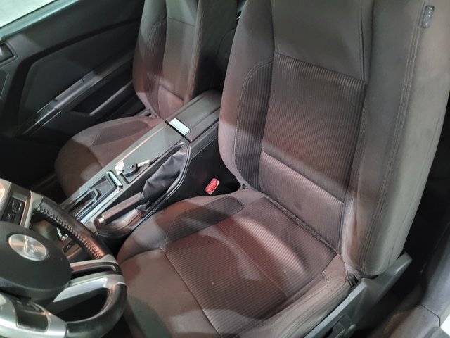 Used 2013 Ford Mustang Convertible image 33