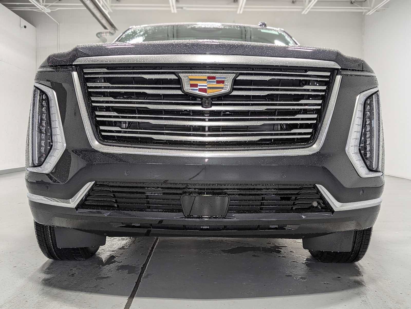 New 2026 Cadillac Escalade ESV Platinum Luxury AWD/4WD image 2