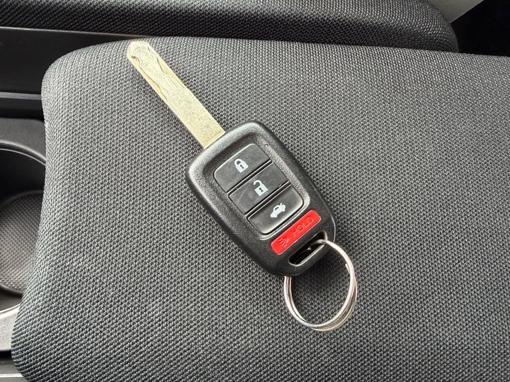 Used 2019 Honda Civic LX image 32