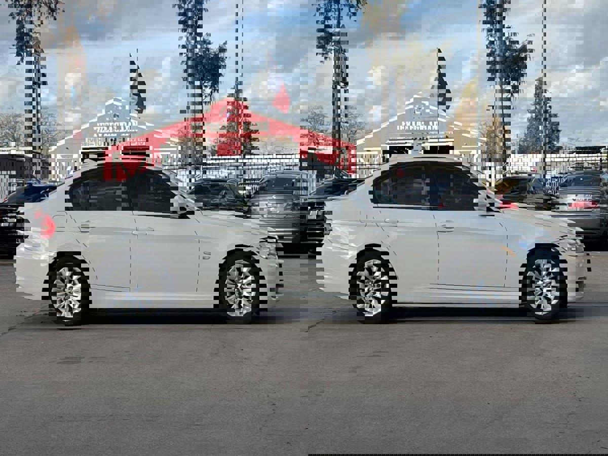 Used 2009 BMW 328i 328i image 6