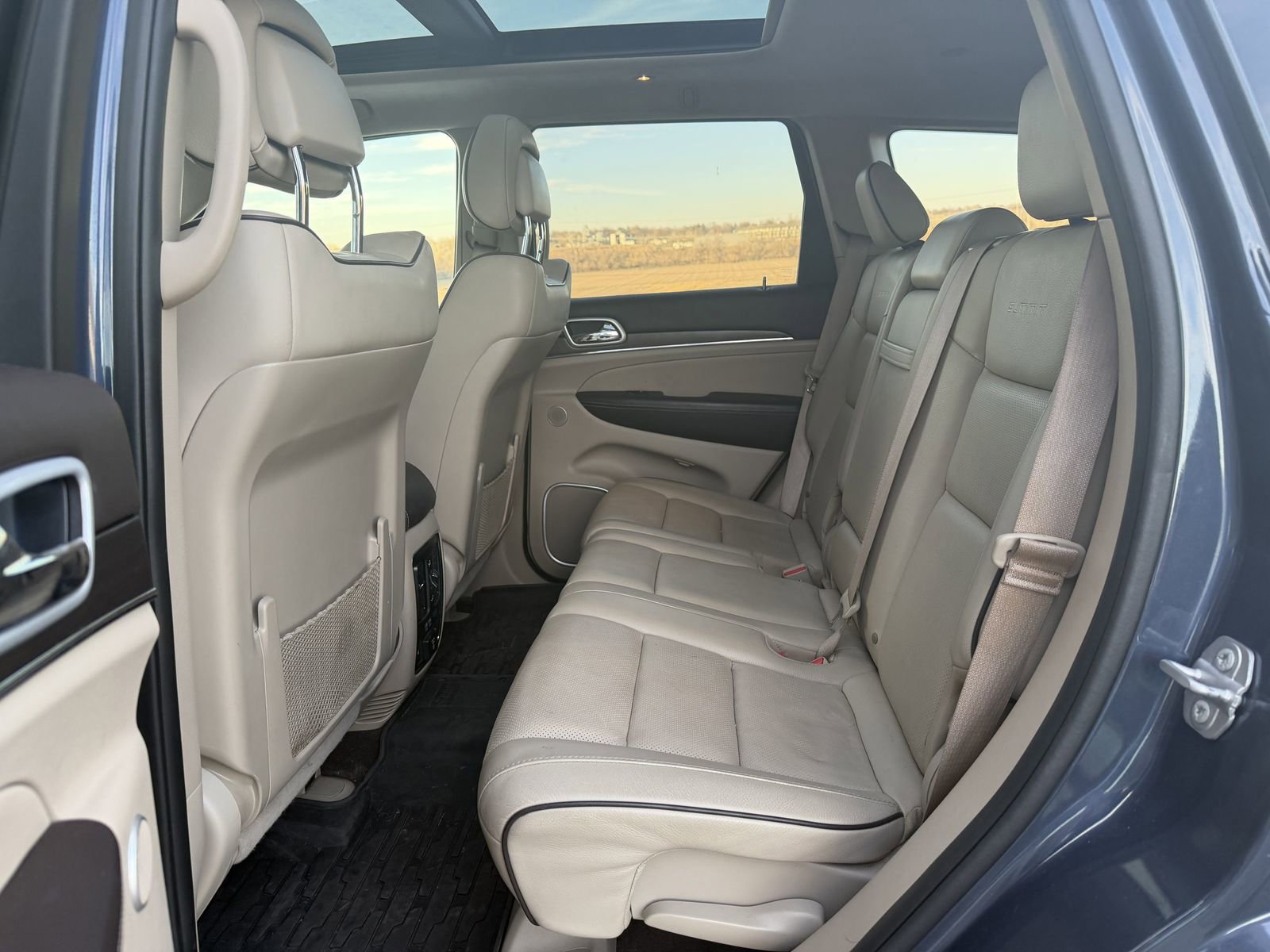 Used 2021 Jeep Grand Cherokee Summit image 6