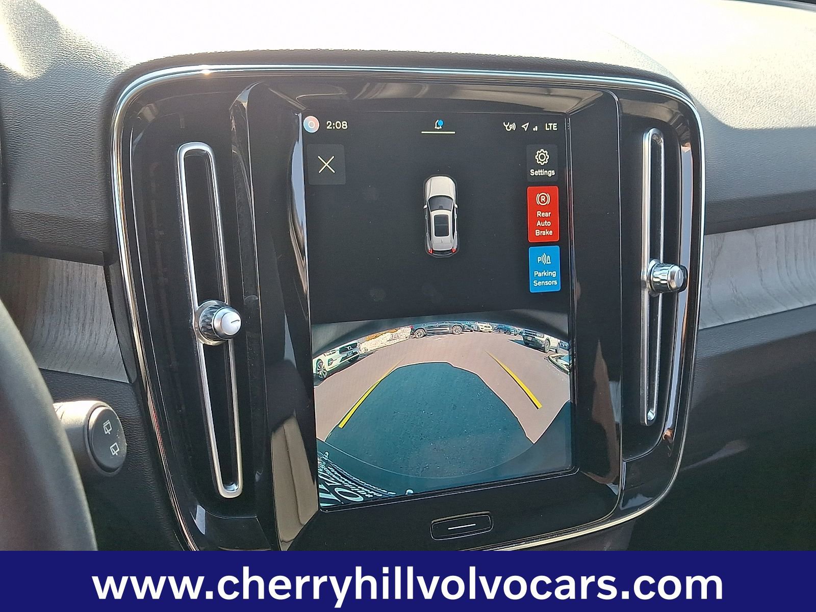 Certified 2023 Volvo XC40 B5 Core w/ Climate Package image 19