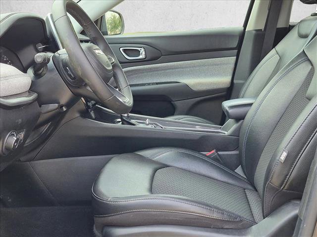 Used 2022 Jeep Compass Latitude AWD/4WD image 15