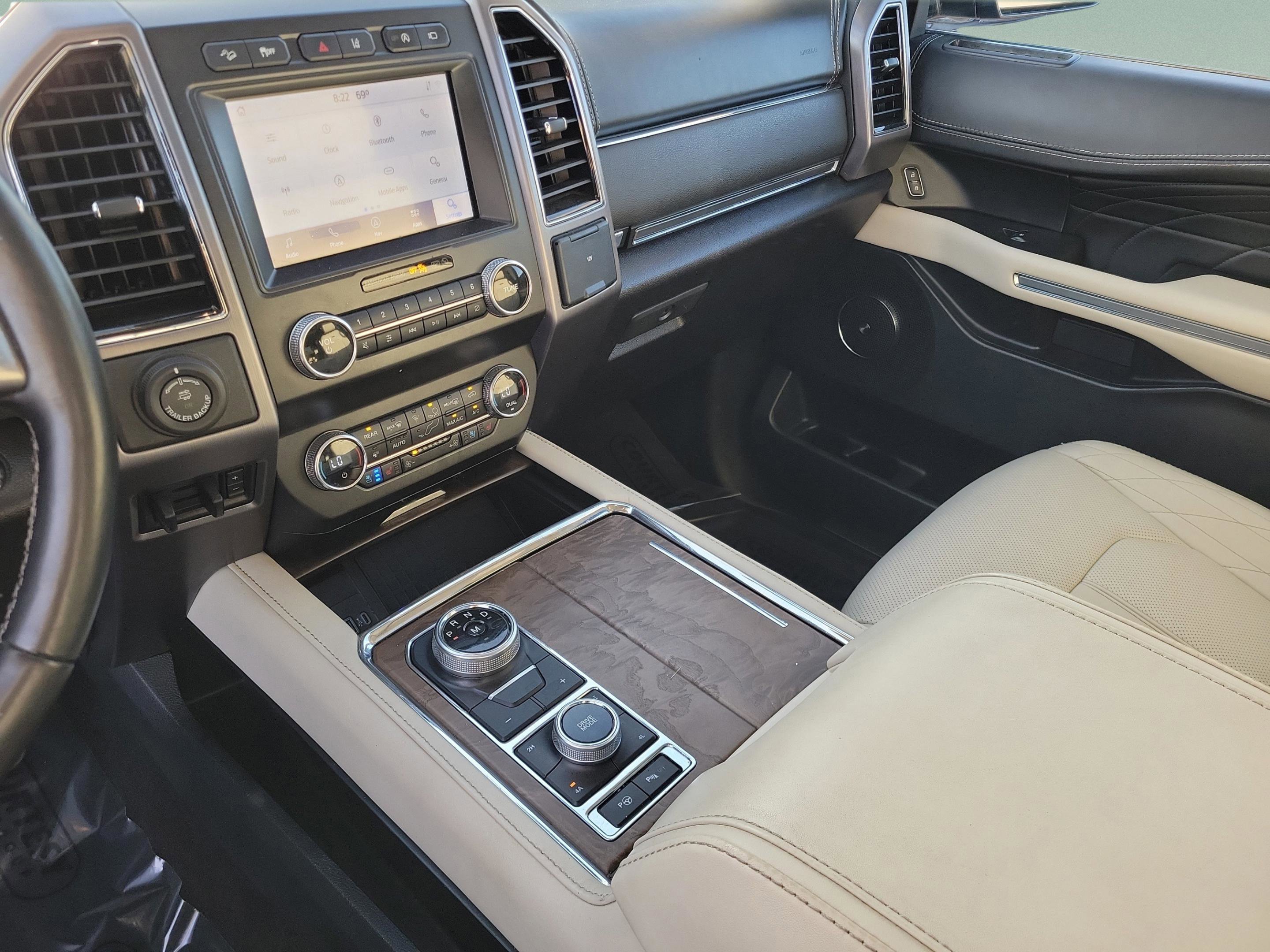 Used 2020 Ford Expedition Platinum image 37