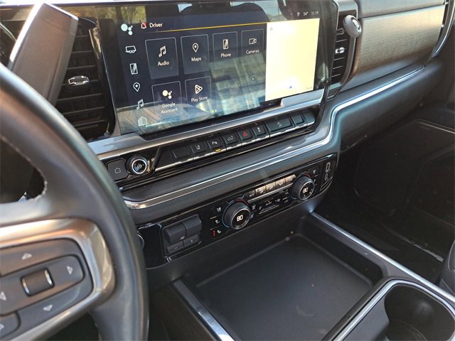 Used 2024 Chevrolet Silverado 3500 High Country image 13