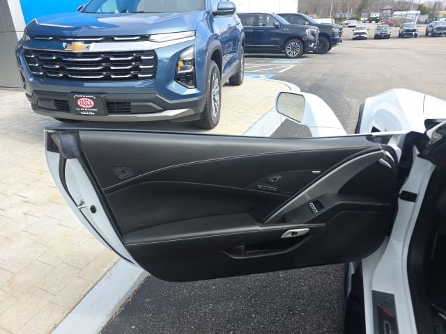 Used 2017 Chevrolet Corvette Grand Sport RWD image 18