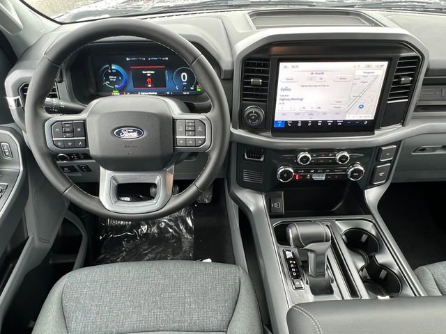 New 2025 Ford F150 Lightning XLT image 14