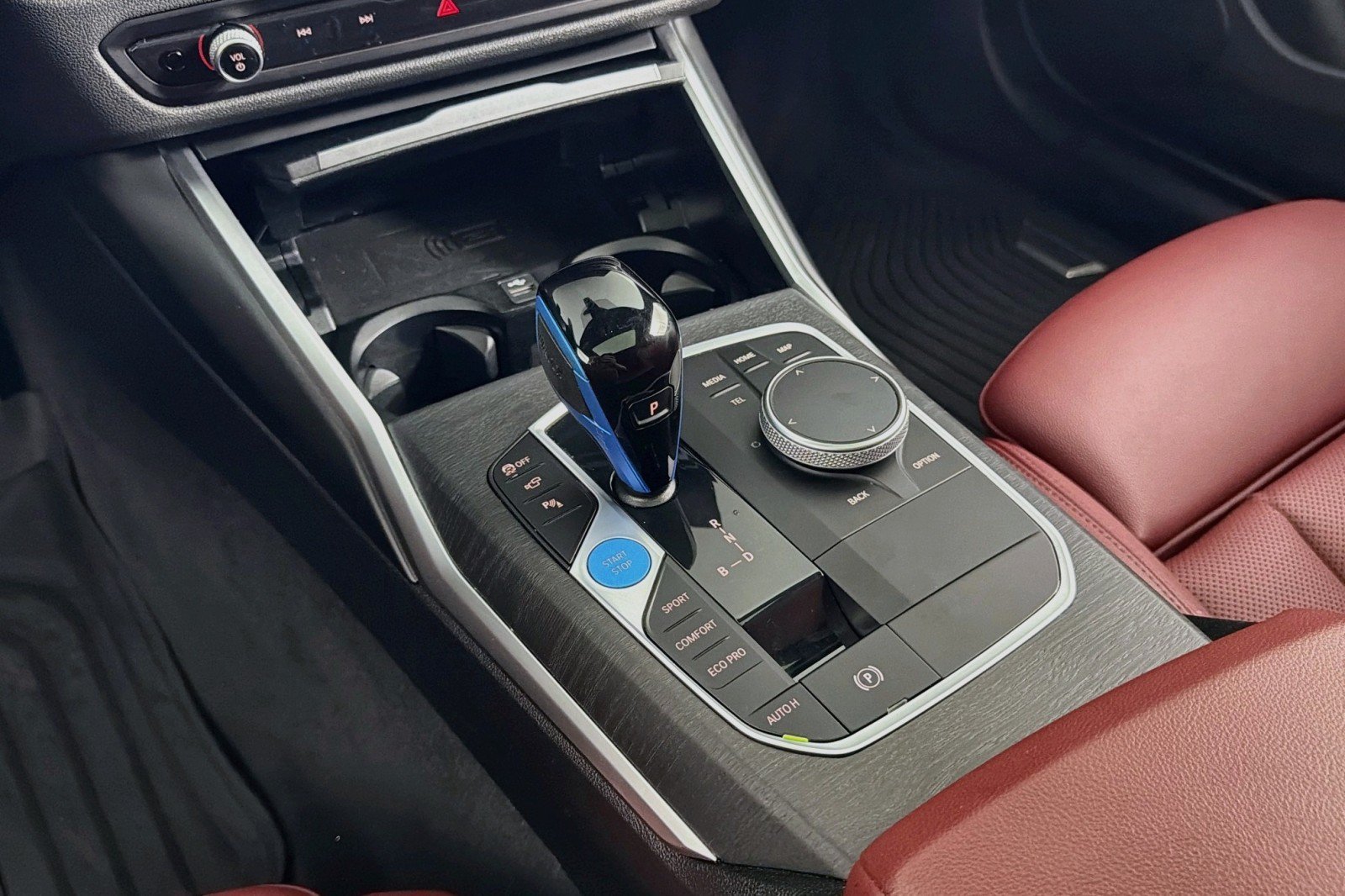 Used 2023 BMW i4 eDrive35 w/ Premium Package RWD image 6