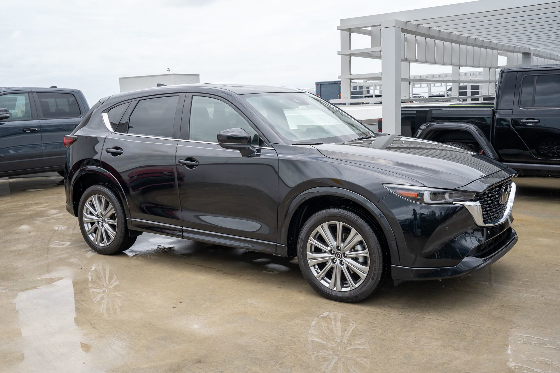 Used 2023 MAZDA CX-5 Signature AWD/4WD video 3