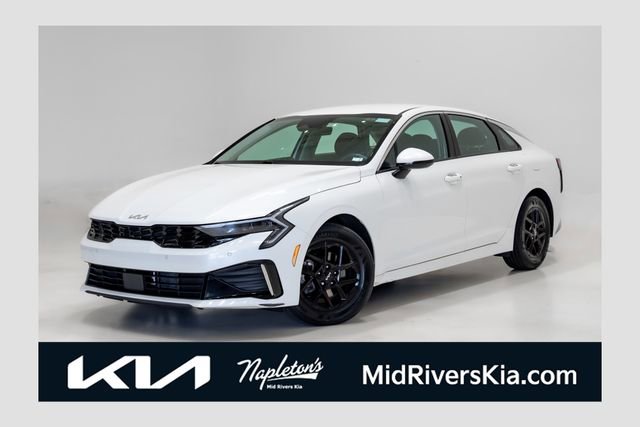 Used 2025 Kia K5 LXS image 1