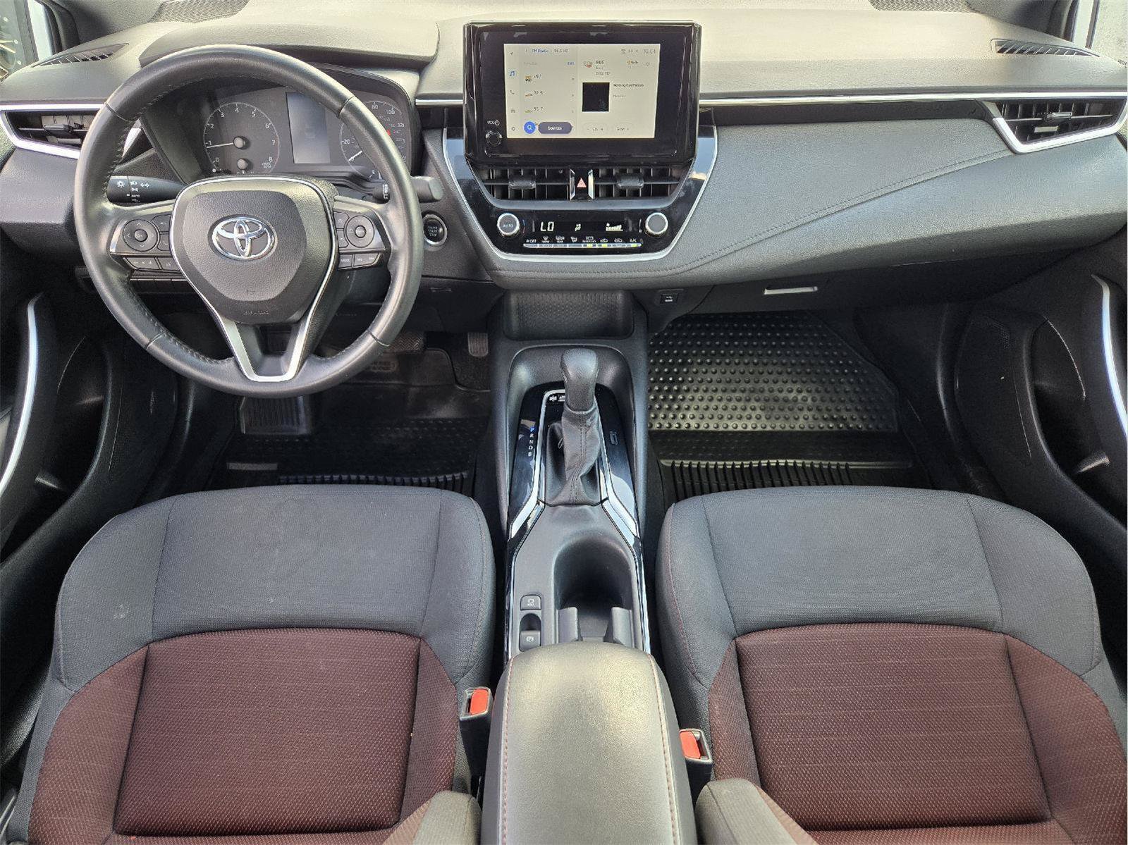 Used 2024 Toyota Corolla SE FWD image 24