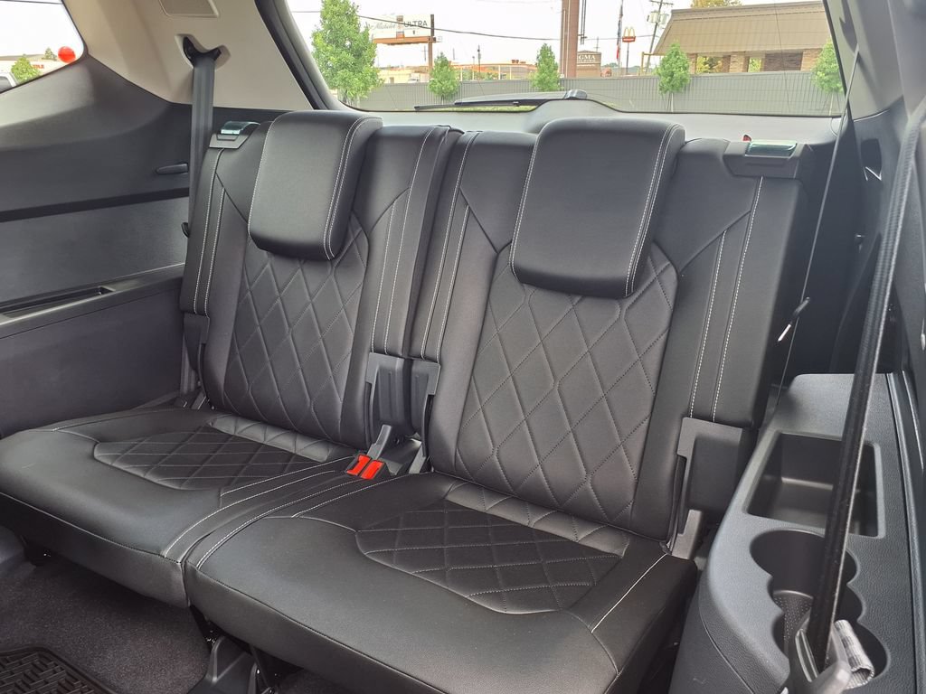 Used 2025 Volkswagen Atlas SEL Premium R-Line AWD/4WD image 21