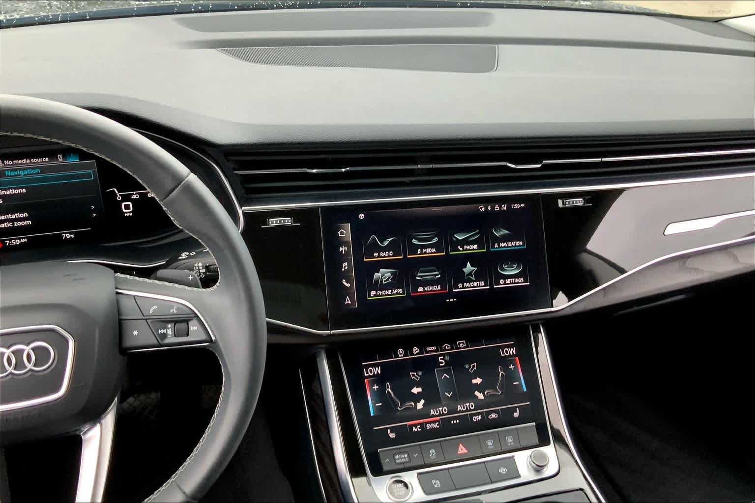 Used 2021 Audi Q8 Premium w/ Black Optic Package AWD/4WD image 7