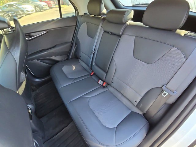 Used 2023 Kia Niro EX Touring image 18