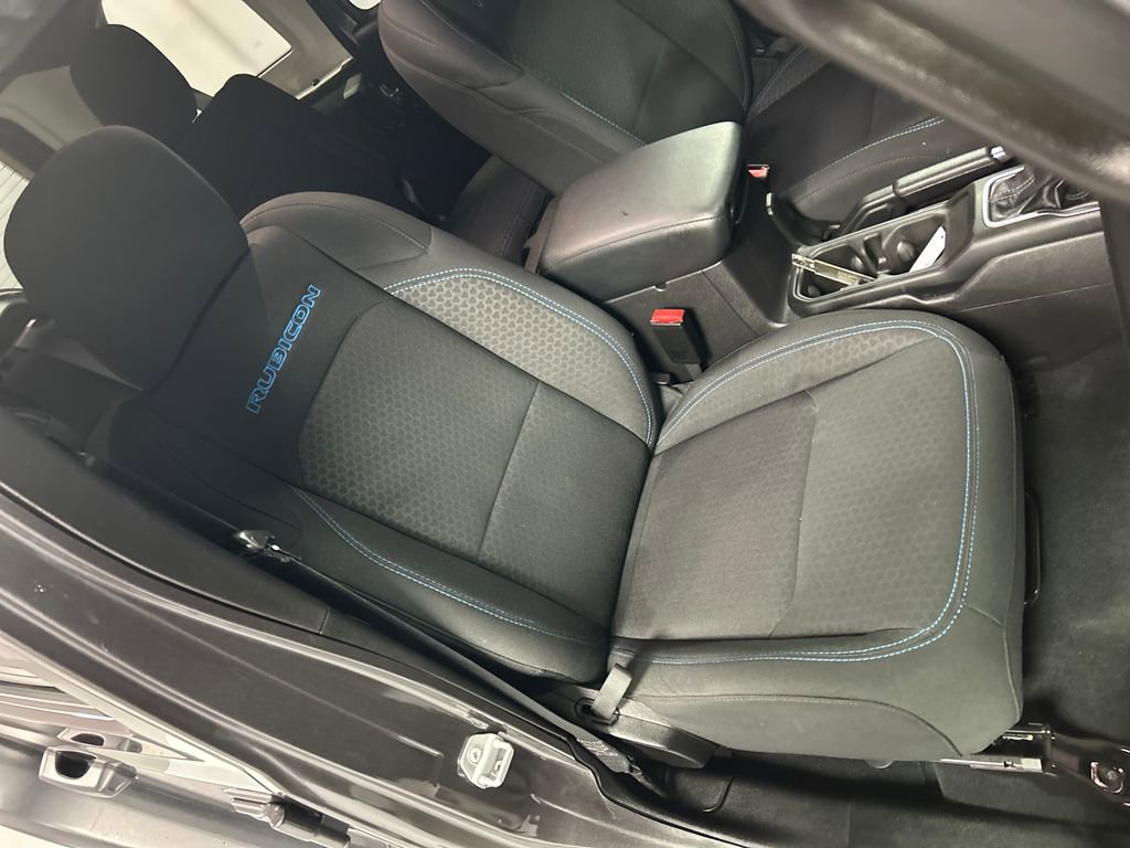 Used 2025 Jeep Wrangler Unlimited Rubicon 4xe w/ Convenience Group image 25