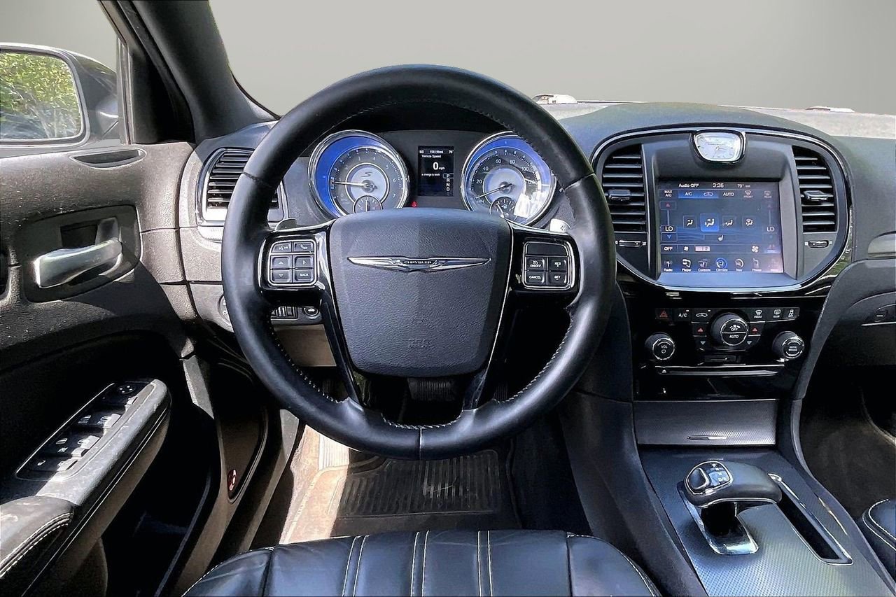 Used 2014 Chrysler 300 S RWD image 12
