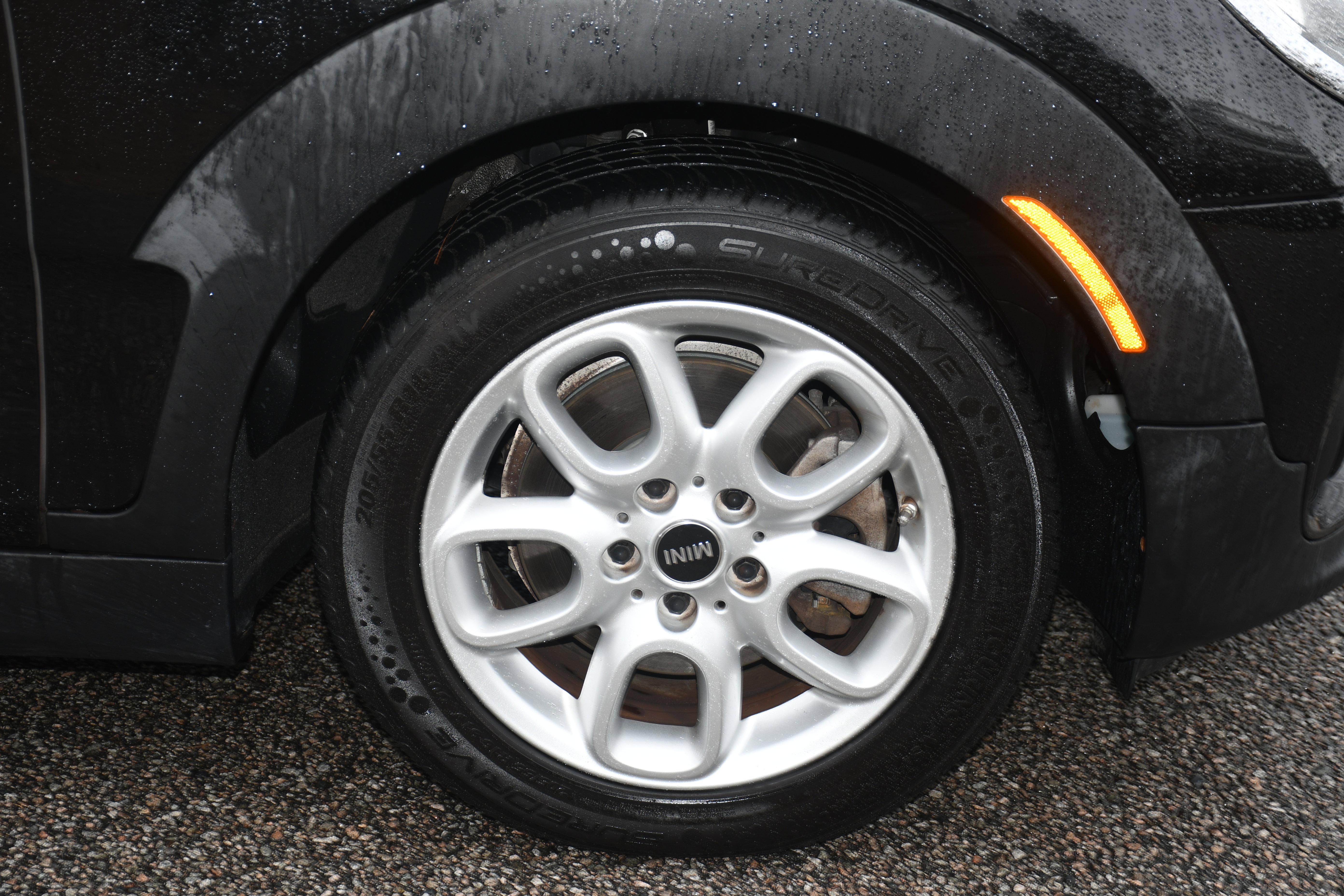 Used 2017 MINI Cooper Clubman ALL4 image 22