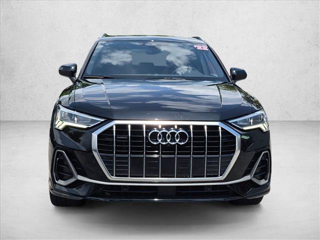 Used 2022 Audi Q3 2.0T Premium Plus w/ Premium Plus Package AWD/4WD image 2