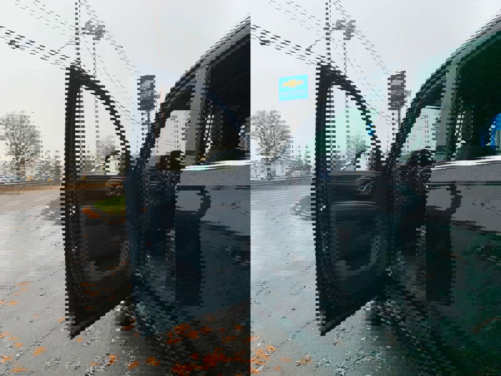 Certified 2024 Chevrolet Tahoe Premier w/ Premium Package 2 image 15