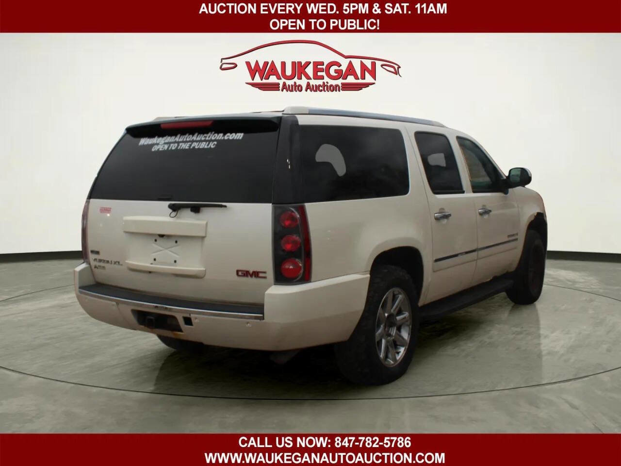 Used 2009 GMC Yukon XL Denali AWD/4WD image 3