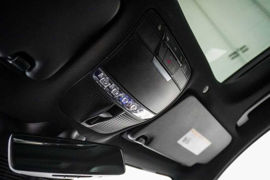 Used 2020 Mercedes-Benz GLC 43 AMG 4MATIC image 29