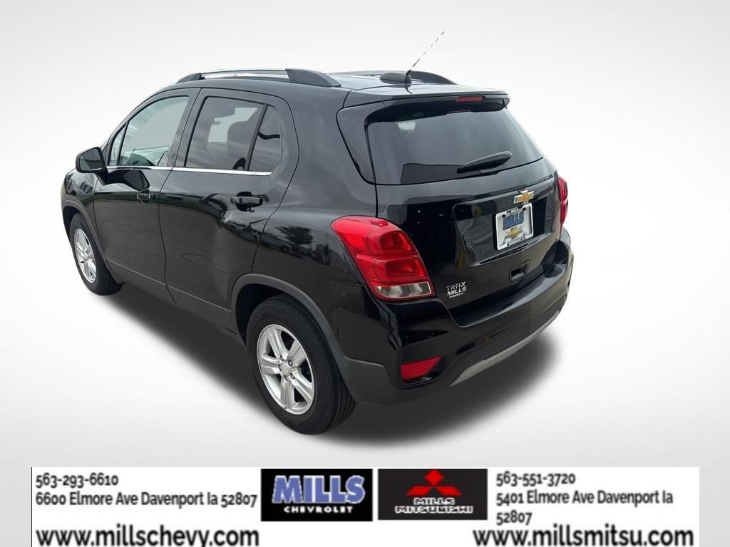 Used 2017 Chevrolet Trax LT FWD image 3
