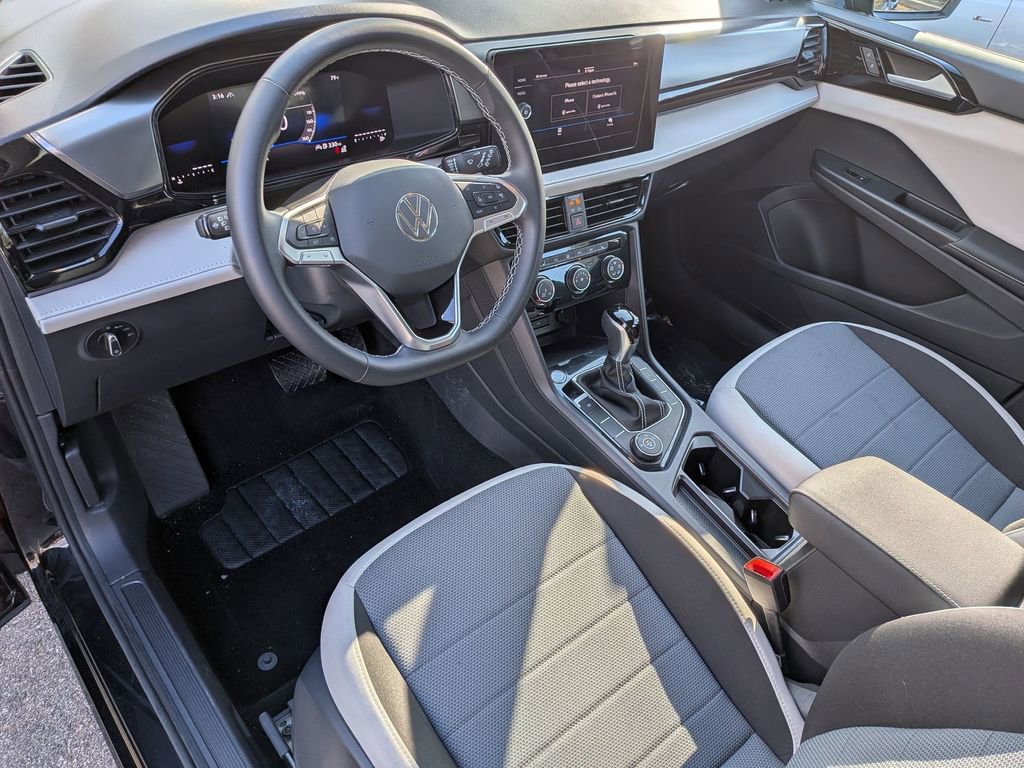 Used 2025 Volkswagen Taos S image 10