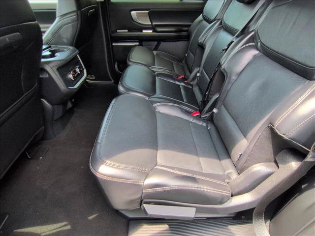 Used 2025 Ford Expedition Max Platinum AWD/4WD image 18