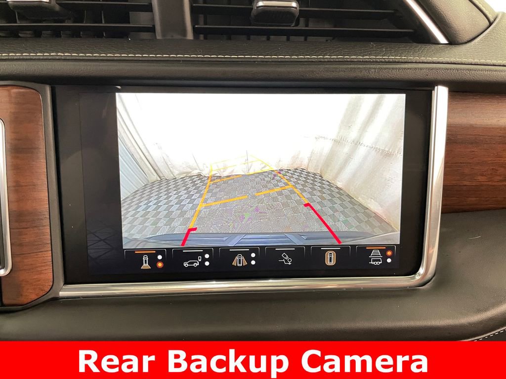 Certified 2023 GMC Yukon XL Denali Ultimate AWD/4WD image 3