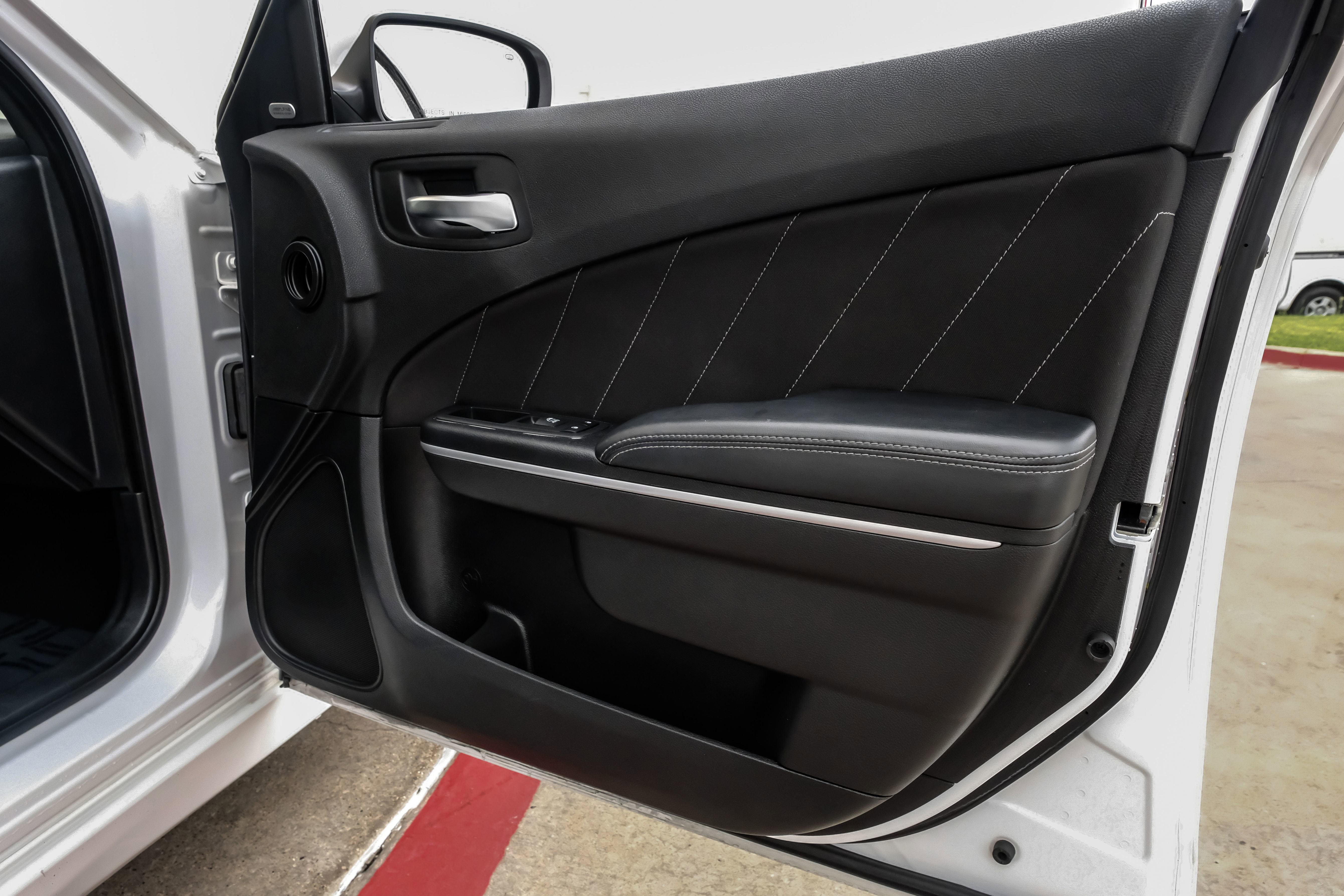 Used 2019 Dodge Charger Scat Pack w/ Navigation & Travel Group RWD image 49