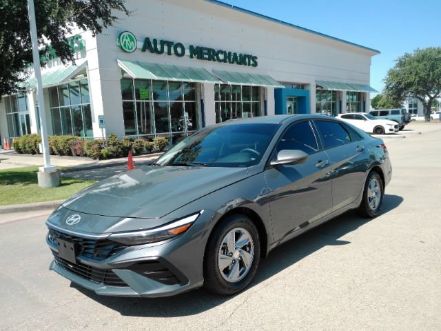 Used 2026 Hyundai Elantra SE