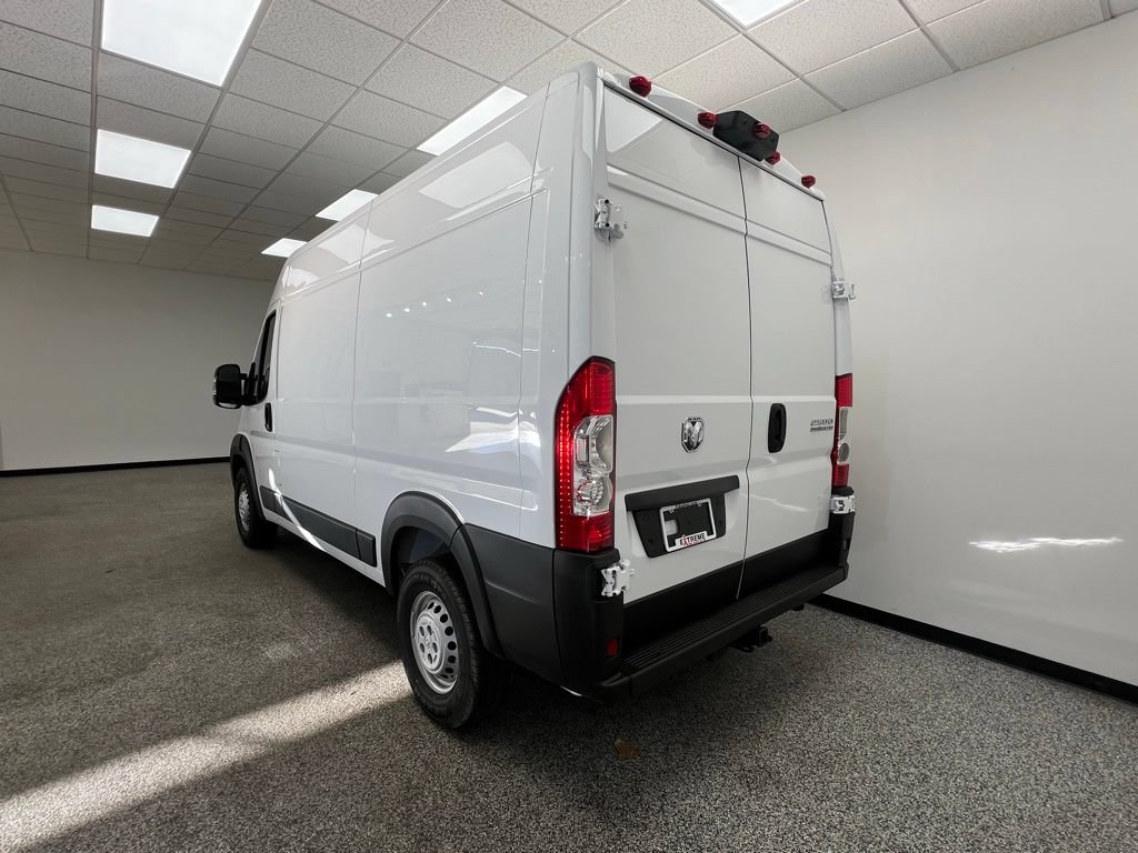 New 2026 RAM ProMaster 2500 w/ Storage Group FWD image 18