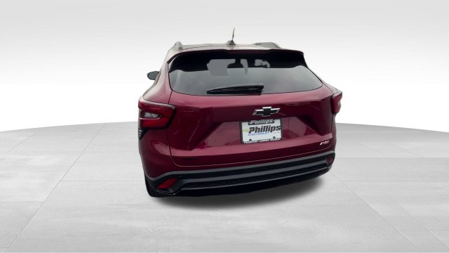 Certified 2024 Chevrolet Trax RS w/ Sunroof Package FWD image 5